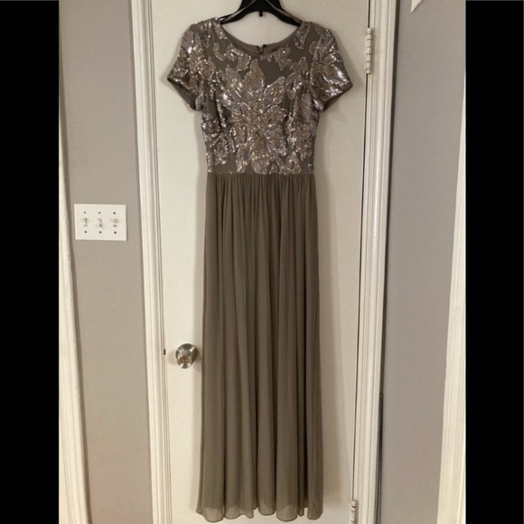 08 BETSY & ADAM Sequin Mesh A-Line Gown - Picture 5 of 16